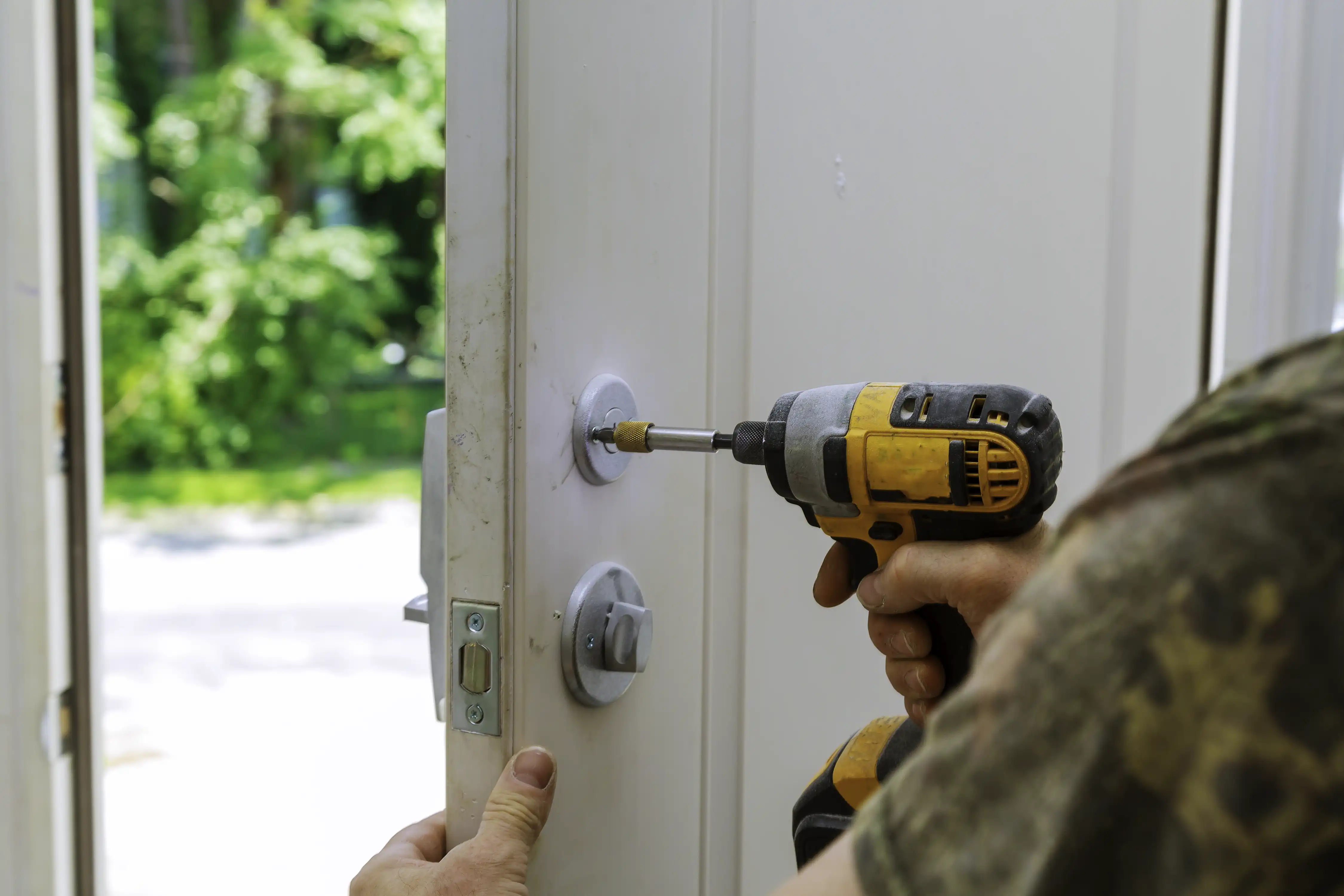 Door installation and repair service in Modesto CA